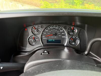 2021 Chevrolet Express 3500 12' Utility Service Van single rear wheel - Photo 24 - South Weymouth, MA 02190