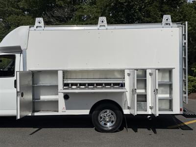 2021 Chevrolet Express 3500 12' Utility Service Van single rear wheel - Photo 10 - South Weymouth, MA 02190