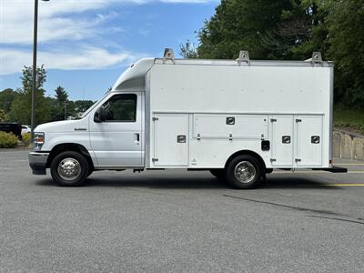 2021 Ford E-350 12' Utility Body   - Photo 3 - South Weymouth, MA 02190