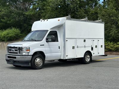 2021 Ford E-350 12' Utility Body   - Photo 2 - South Weymouth, MA 02190