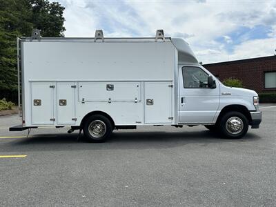 2021 Ford E-350 12' Utility Body   - Photo 7 - South Weymouth, MA 02190
