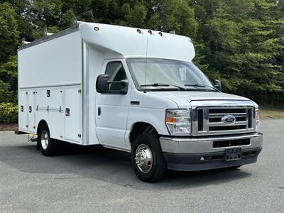 2021 Ford E-350 12' Utility Body   - Photo 8 - South Weymouth, MA 02190