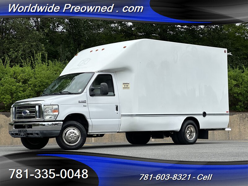 2011 Ford E-350 SD  