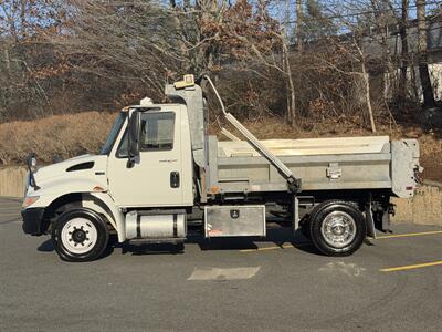2011 International 4300 DUMP   - Photo 3 - South Weymouth, MA 02190