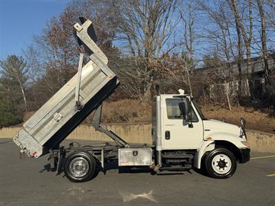 2011 International 4300 DUMP   - Photo 14 - South Weymouth, MA 02190