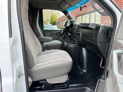 2016 Chevrolet Express 10' UTILITY  3500 - Photo 15 - South Weymouth, MA 02190