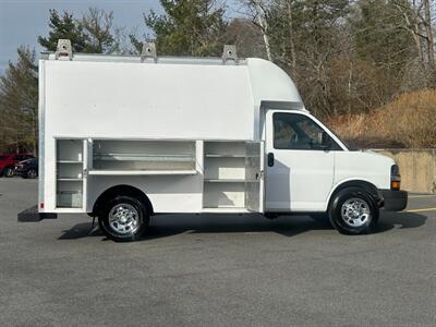 2016 Chevrolet Express 10' UTILITY  3500 - Photo 12 - South Weymouth, MA 02190