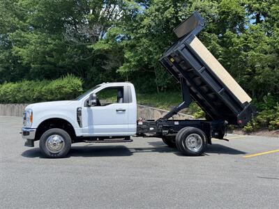 2023 Ford F-350 4x4 Dump Truck XL - Photo 10 - South Weymouth, MA 02190