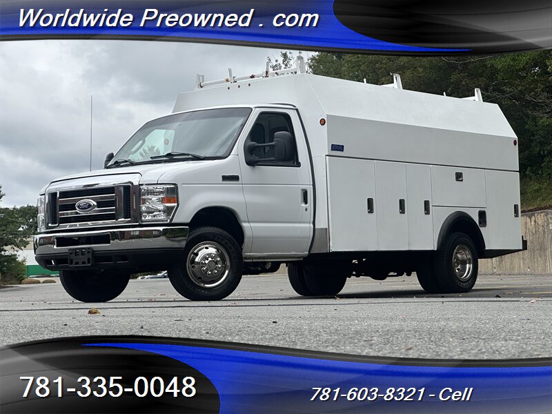 2016 Ford E450  