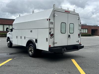 2016 Ford E450   - Photo 4 - South Weymouth, MA 02190
