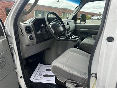 2016 Ford E450   - Photo 14 - South Weymouth, MA 02190