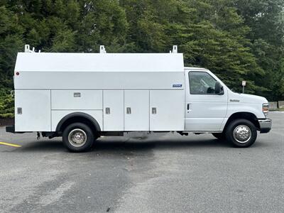 2016 Ford E450   - Photo 7 - South Weymouth, MA 02190