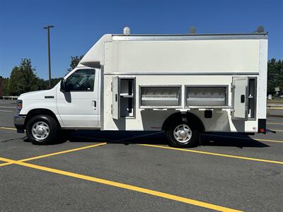 2024 Ford E-350 SD   - Photo 8 - South Weymouth, MA 02190
