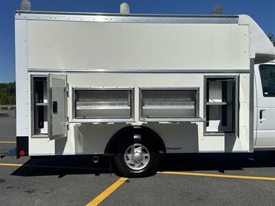2024 Ford E-350 SD   - Photo 26 - South Weymouth, MA 02190