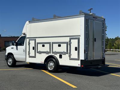 2024 Ford E-350 SD   - Photo 4 - South Weymouth, MA 02190