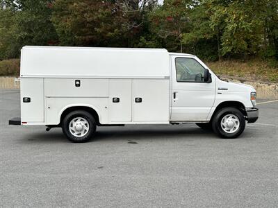 2016 Ford E-350   - Photo 7 - South Weymouth, MA 02190