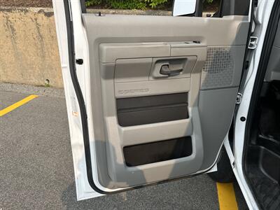 2021 Ford E-350 SD   - Photo 26 - South Weymouth, MA 02190