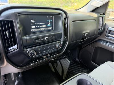 2020 Chevrolet Silverado 5500HD 6.6L 4x4 Dump Truck - Photo 17 - South Weymouth, MA 02190
