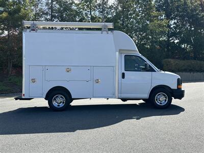 2012 Chevrolet Express 3500   - Photo 22 - South Weymouth, MA 02190