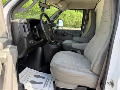 2021 Chevrolet Express 3500 14 " Box Truck Tommy Gate Lift Gate   - Photo 12 - South Weymouth, MA 02190