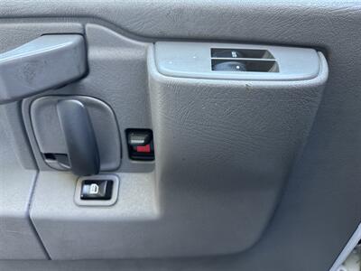 2018 GMC Savana 3500   - Photo 22 - South Weymouth, MA 02190