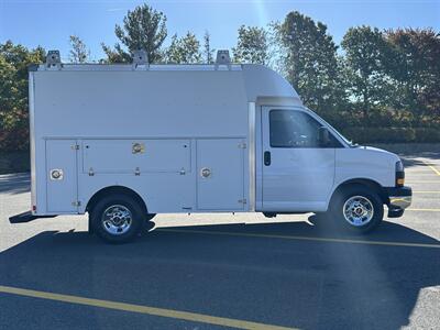 2018 GMC Savana 3500   - Photo 28 - South Weymouth, MA 02190