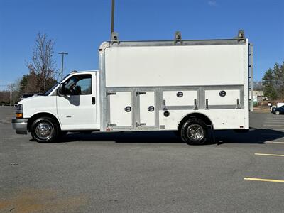 2021 Chevrolet Express 3500   - Photo 2 - South Weymouth, MA 02190