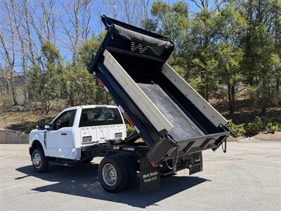 2023 Ford F-350 Super Duty 4x4 Dump Truck   - Photo 10 - South Weymouth, MA 02190