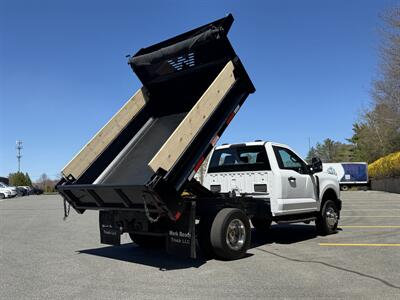2023 Ford F-350 Super Duty 4x4 Dump Truck   - Photo 11 - South Weymouth, MA 02190
