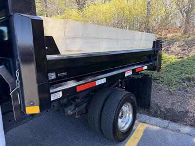 2023 Ford F-350 Super Duty 4x4 Dump Truck   - Photo 18 - South Weymouth, MA 02190