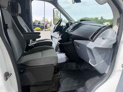 2015 Ford Transit Hightop Cargo Van 250 - Photo 28 - South Weymouth, MA 02190