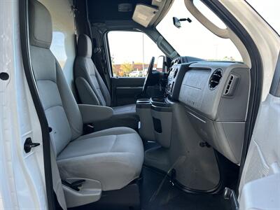 2009 Ford E-350 XL  Utility Body - Photo 18 - South Weymouth, MA 02190