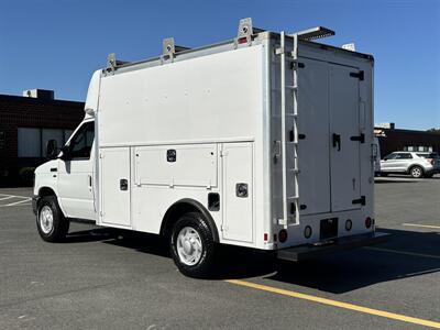 2009 Ford E-350 XL  Utility Body - Photo 4 - South Weymouth, MA 02190