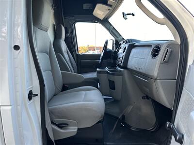 2009 Ford E-350 XL  Utility Body - Photo 17 - South Weymouth, MA 02190