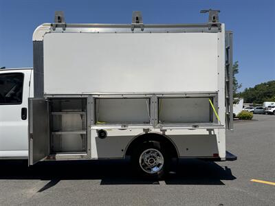 2020 GMC Savana 3500 10' Utility Service Body Work Van   - Photo 22 - South Weymouth, MA 02190