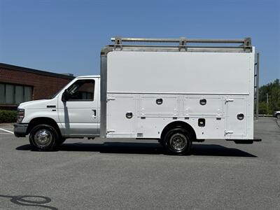 2014 Ford E-350 SD   - Photo 2 - South Weymouth, MA 02190
