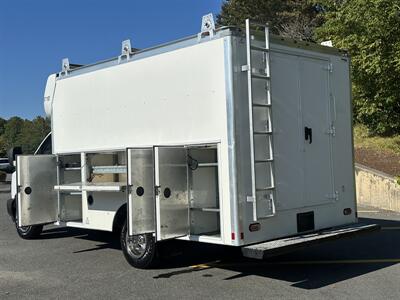 2018 GMC Savana 3500   - Photo 11 - South Weymouth, MA 02190