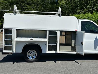 2013 Chevrolet Express 3500   - Photo 15 - South Weymouth, MA 02190