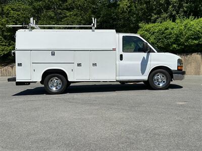 2013 Chevrolet Express 3500   - Photo 18 - South Weymouth, MA 02190