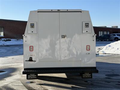 2023 Ford E-350 SD   - Photo 5 - South Weymouth, MA 02190