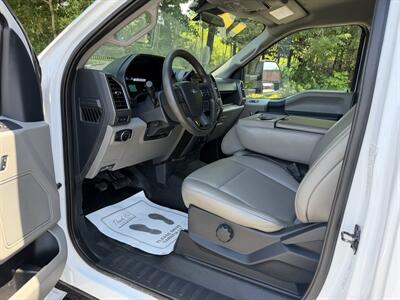 2022 Ford F-550 4x4 Dump Truck 9' Body - Photo 23 - South Weymouth, MA 02190