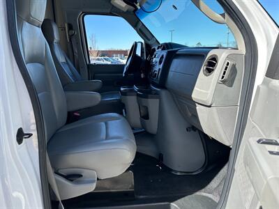 2014 Ford E-Series Van E350  Utility Van - Photo 18 - South Weymouth, MA 02190