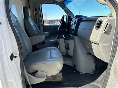 2014 Ford E-Series Van E350  Utility Van - Photo 19 - South Weymouth, MA 02190