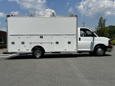 2015 GMC Savana 3500   - Photo 7 - South Weymouth, MA 02190