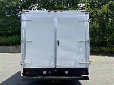 2015 GMC Savana 3500   - Photo 5 - South Weymouth, MA 02190