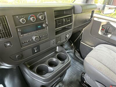2015 GMC Savana 3500   - Photo 19 - South Weymouth, MA 02190