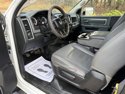 2016 RAM 3500 Tradesman - Photo 17 - South Weymouth, MA 02190