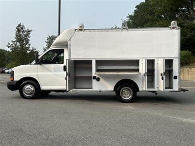 2007 Chevrolet G30 12' UTILITY   - Photo 10 - South Weymouth, MA 02190