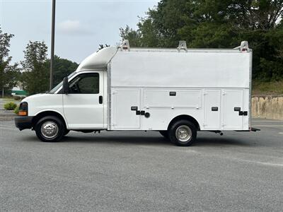 2007 Chevrolet G30 12' UTILITY   - Photo 3 - South Weymouth, MA 02190