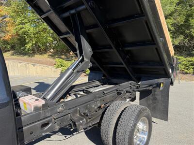 2013 Ford F-350 4x4 Dump Truck XL - Photo 21 - South Weymouth, MA 02190